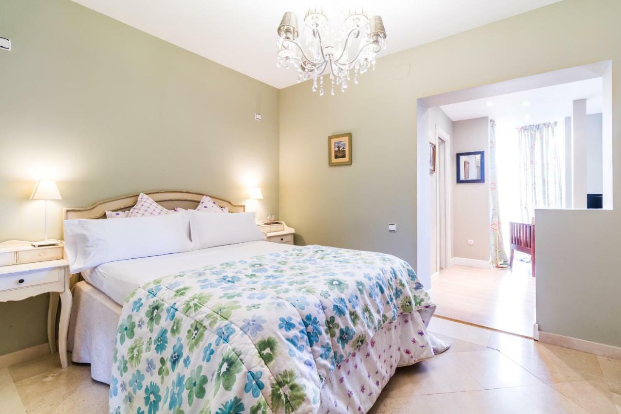 B&B Concha Becerril de la Sierra Bagian luar foto